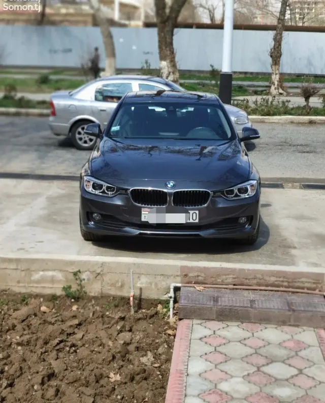 BMW 3 series 2014 · 2.0 AT