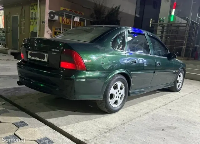 Opel Vectra B 1999 · 1.6 MT