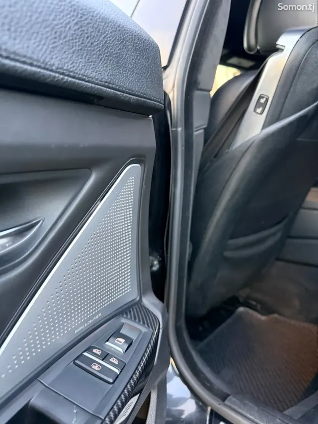 BMW M6 2014 · 4.4 AMT