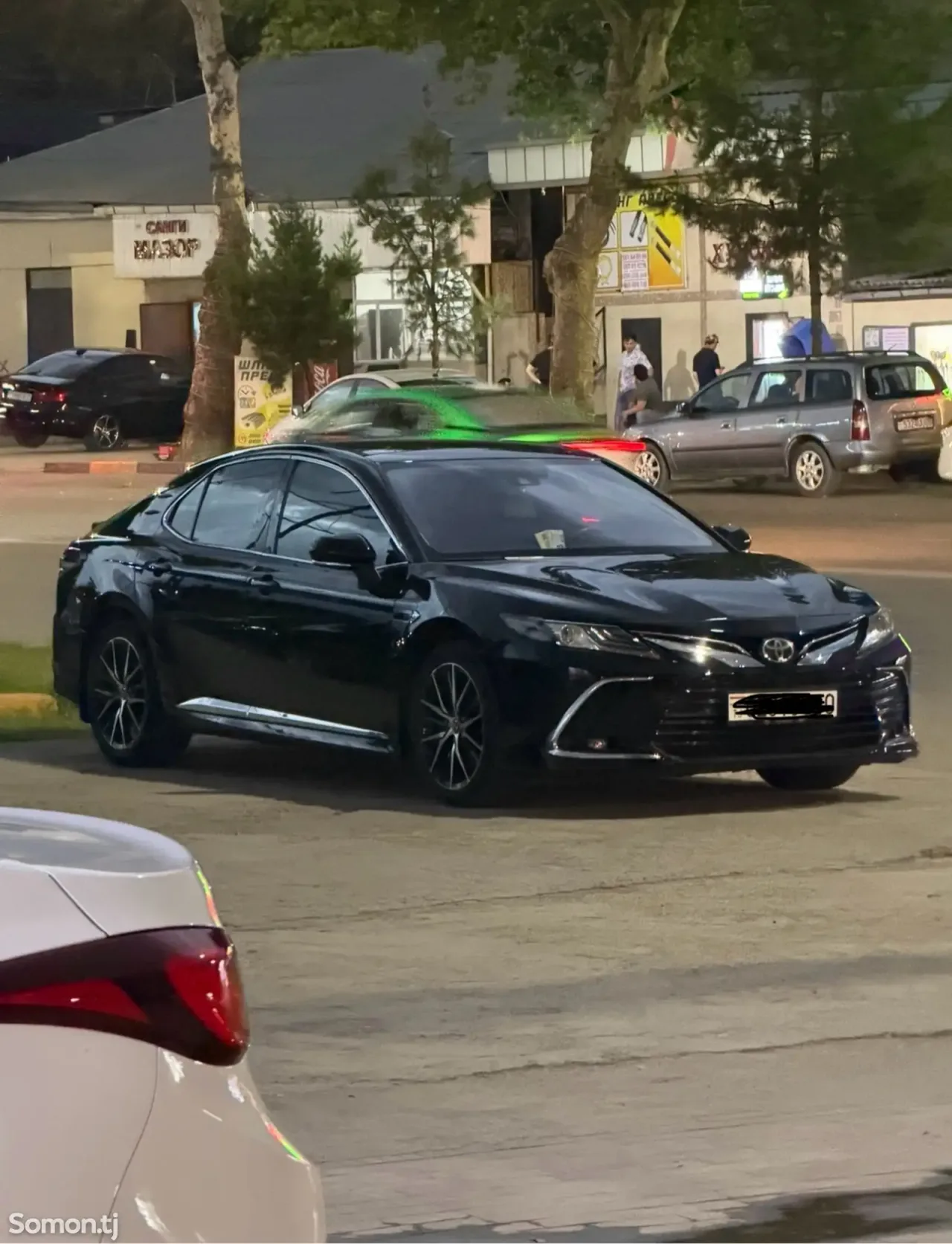 Toyota Camry 2018 · 3.5 AT