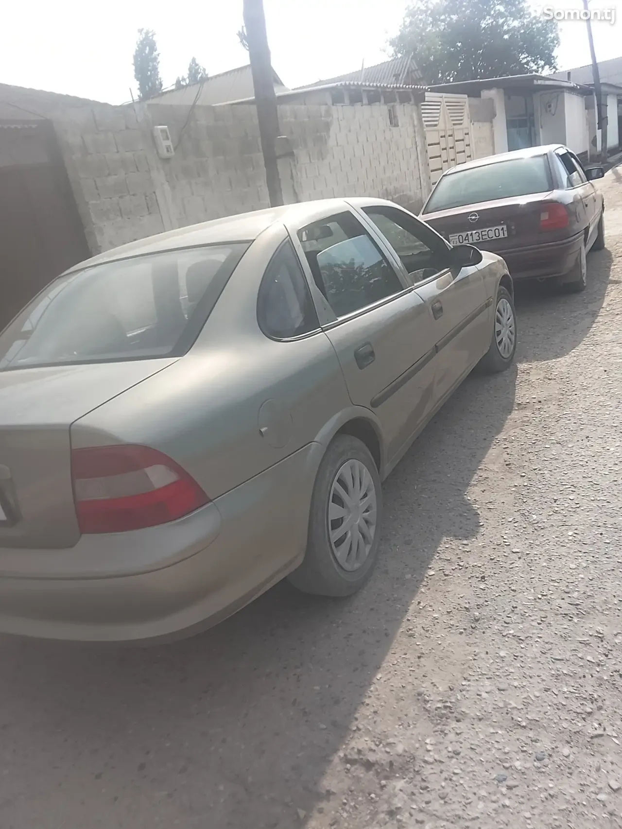 Opel Vectra B 1996 · 1.6 MT