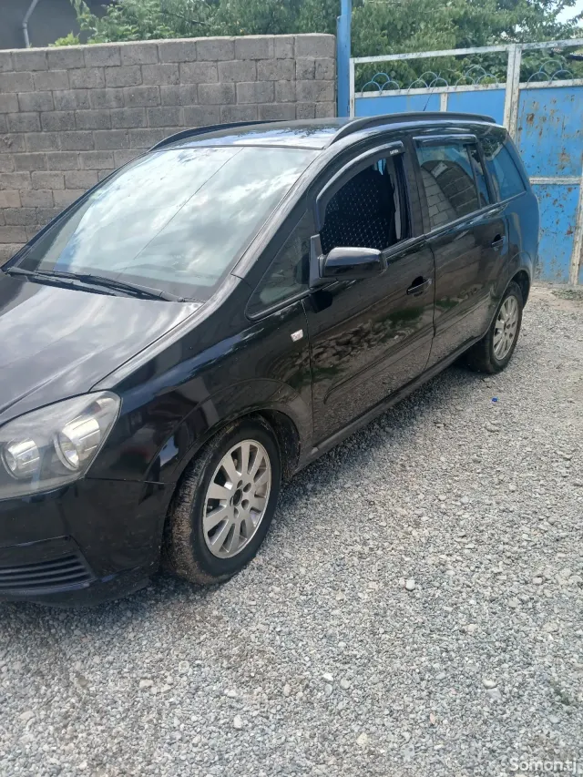 Opel Astra H 2006 · 1.8 MT