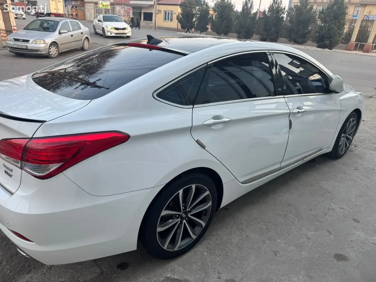 Hyundai i40 2014 · 1.6 AT