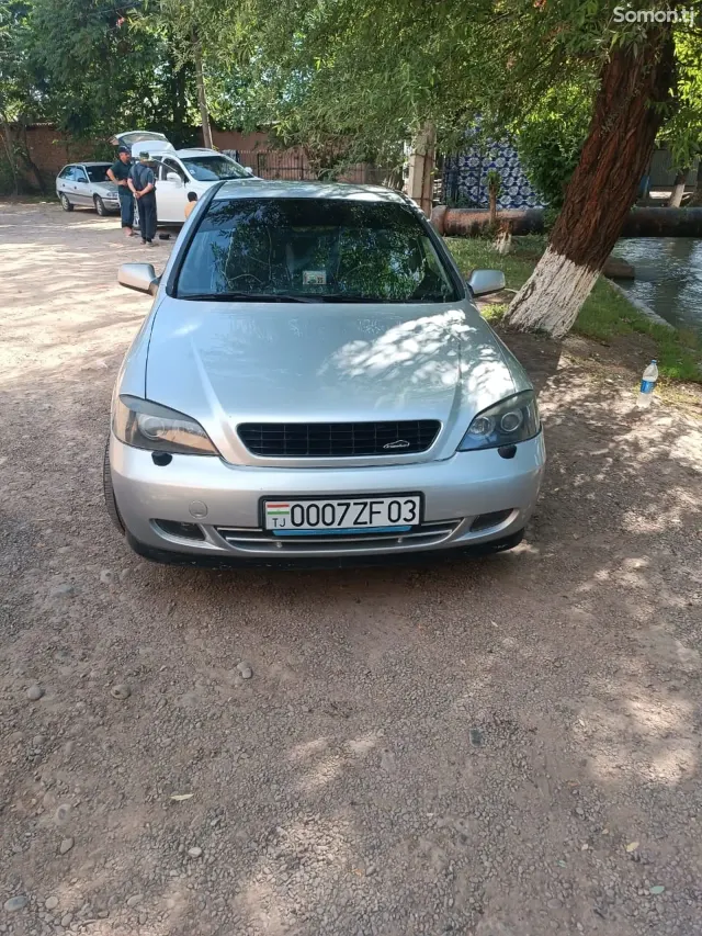 Opel Astra G 2003 · 1.6 MT