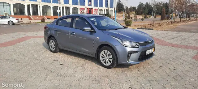 Kia Rio 2017 · 1.6 MT
