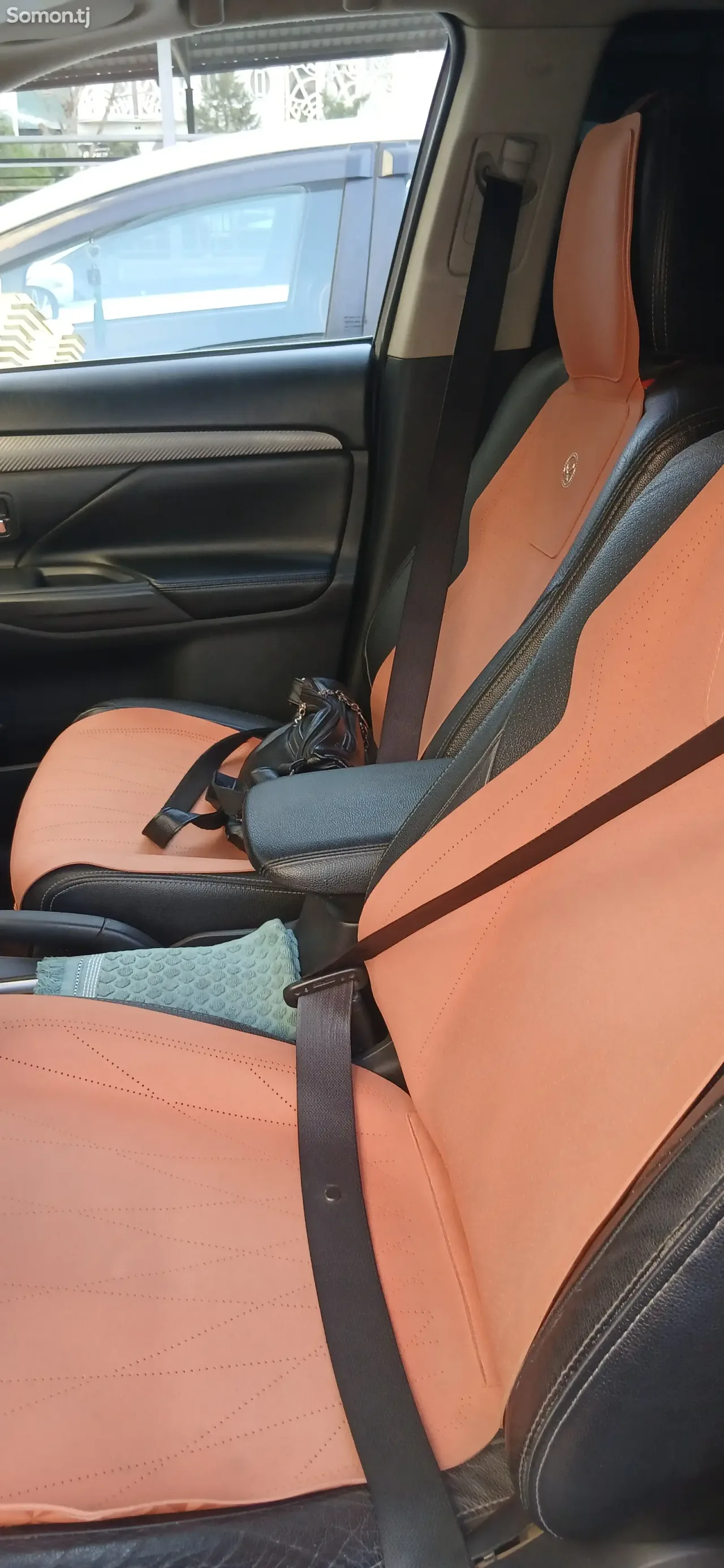 Mitsubishi Outlander 2014 · 3.0 AT