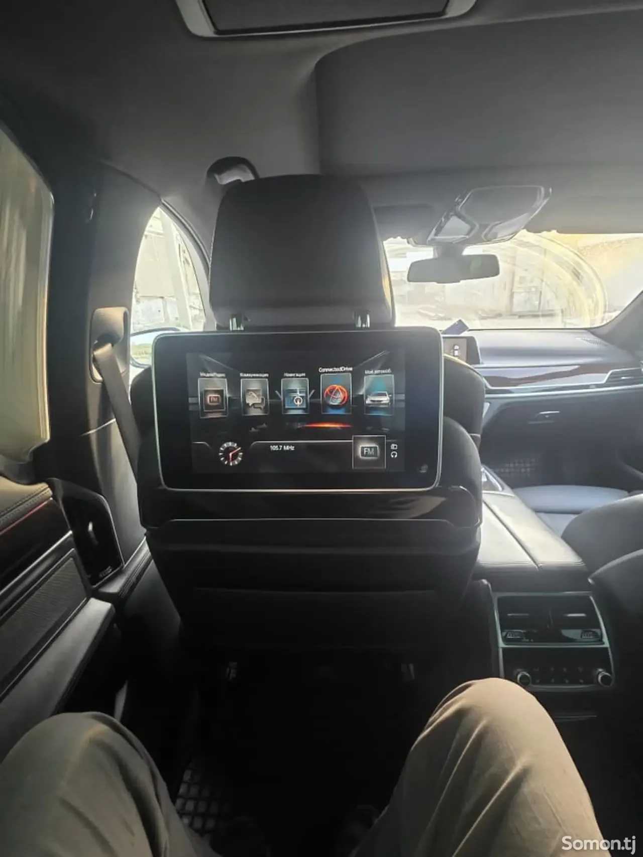 BMW 7 series 2017 · 3.0 AT