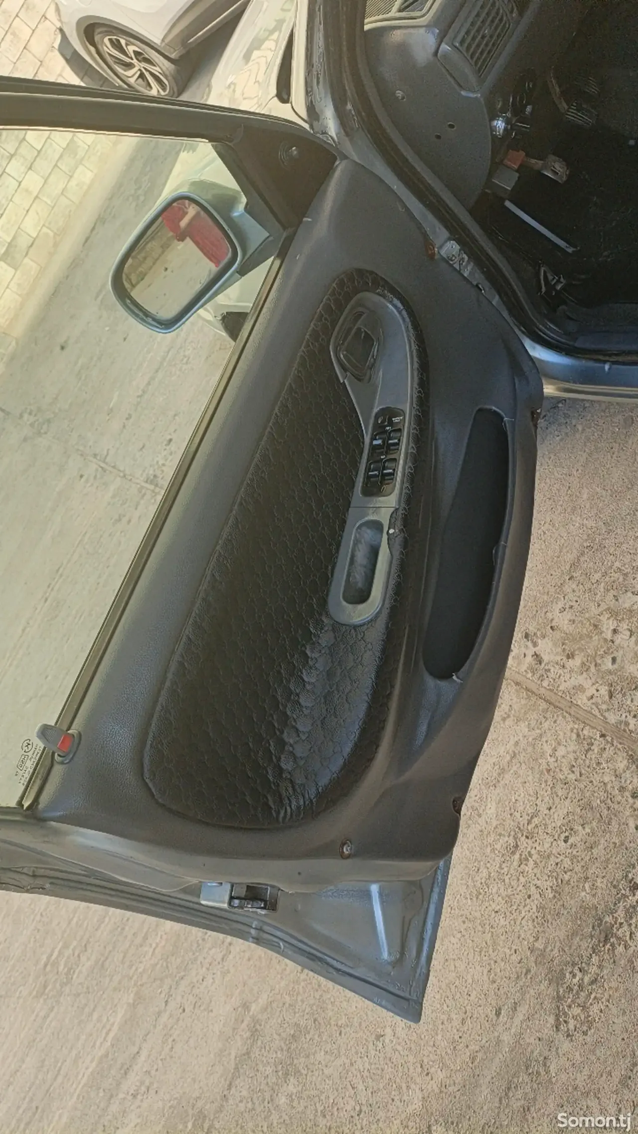 Daewoo Nexia 1996 · 1.6 MT