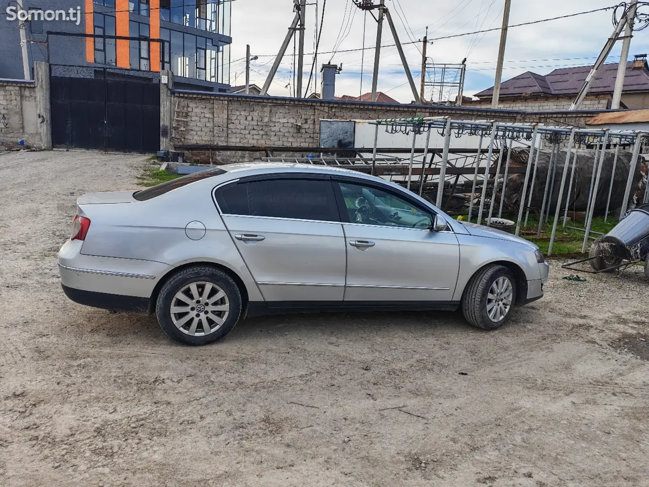 Volkswagen Passat 2007 · 2.0 AT