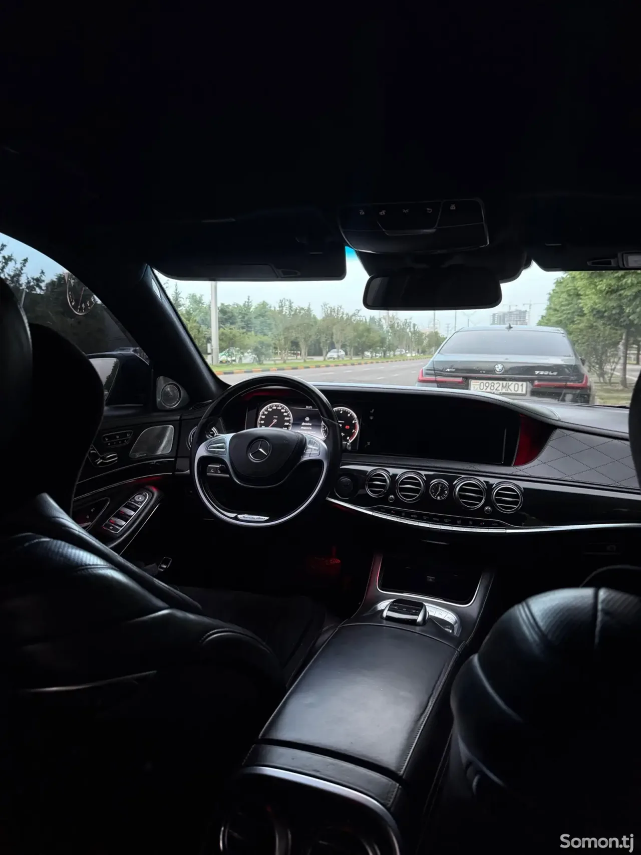 Mercedes-Benz S class 2015 · 5.0 AT