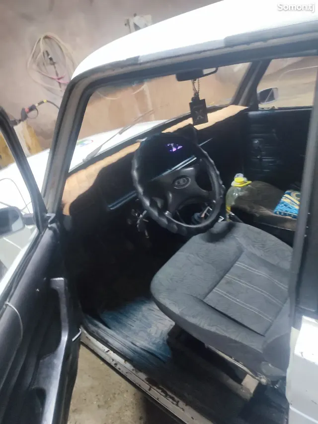 Lada (ВАЗ) 2107 2003 · 0.6 MT