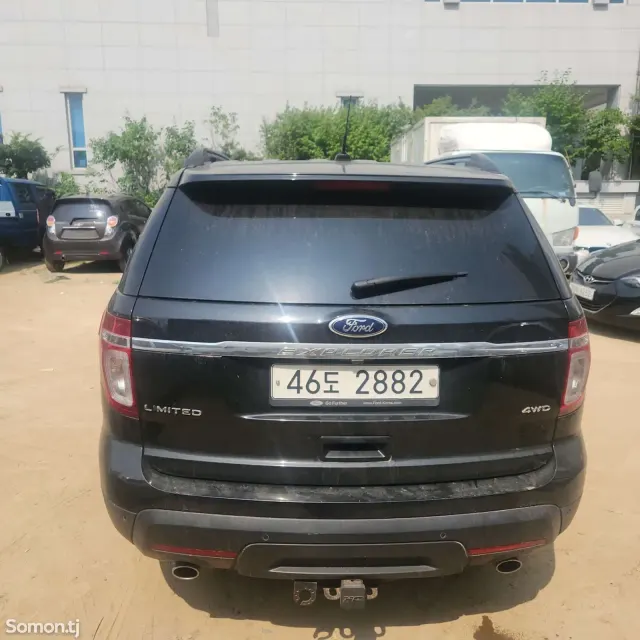 Ford Explorer 2015 · 2.3 AT