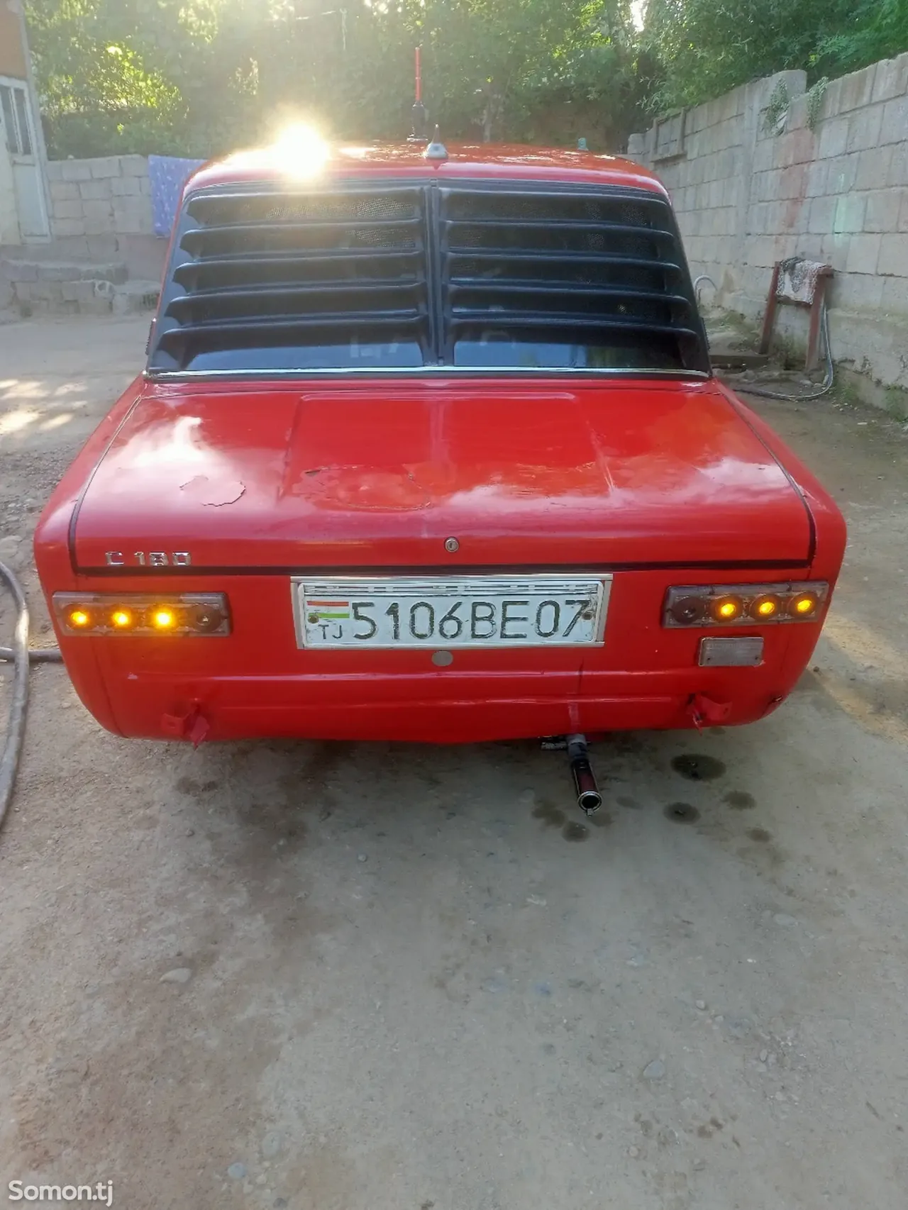Lada (ВАЗ) 2101 1983 · 0.5 MT