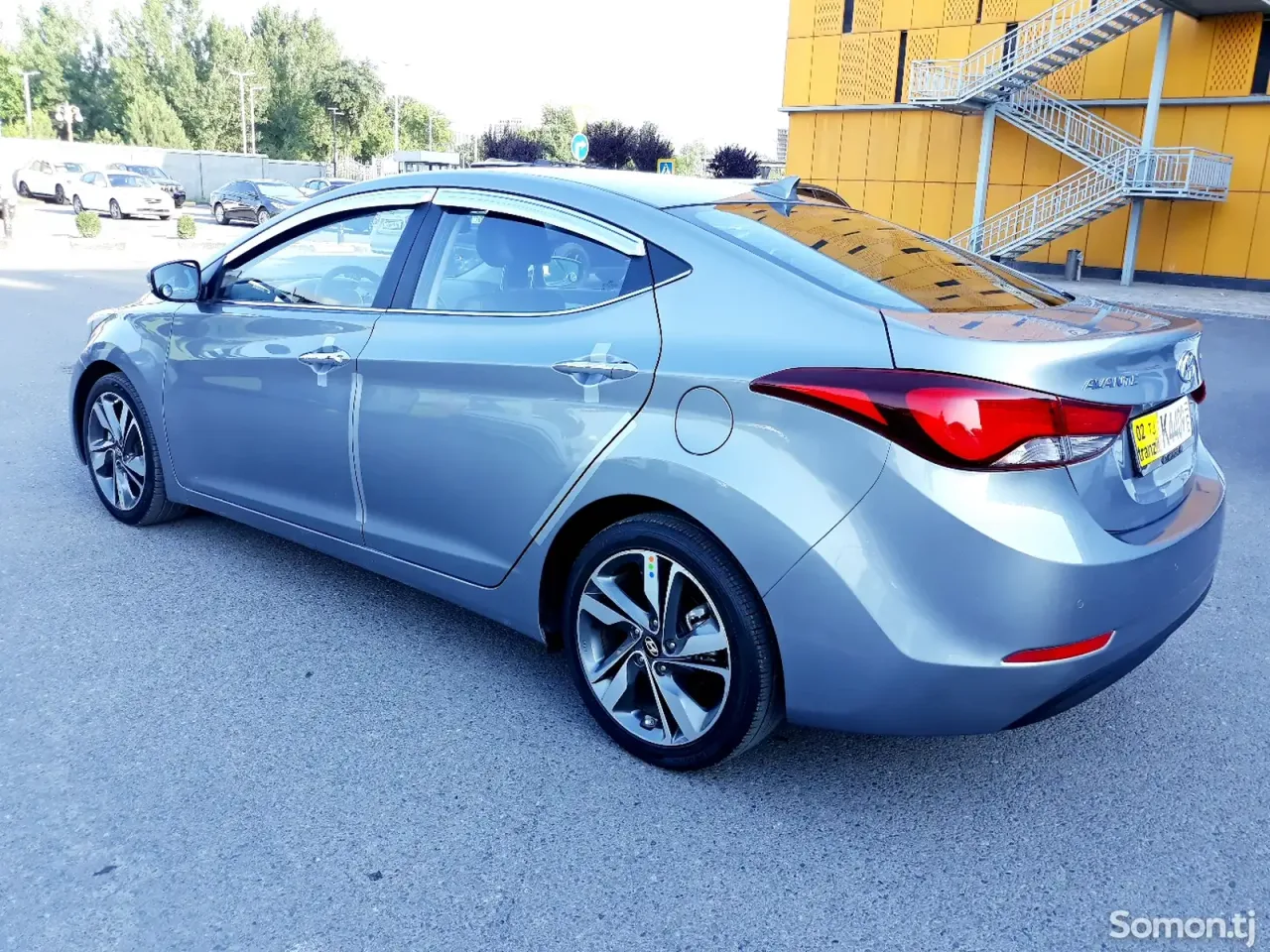 Hyundai Avante 2014 · 1.6 AT