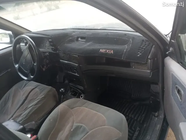 Daewoo Nexia 1998 · MT