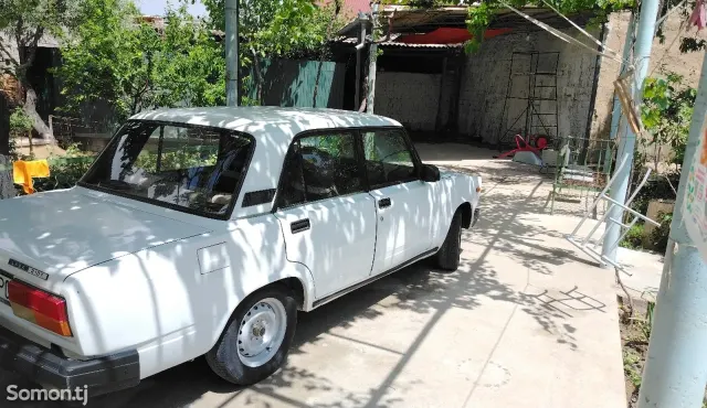 Lada (ВАЗ) 2107 1999 · MT
