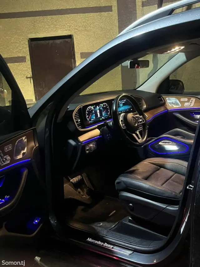 Mercedes-Benz GLS 2020 · 4.5 AT