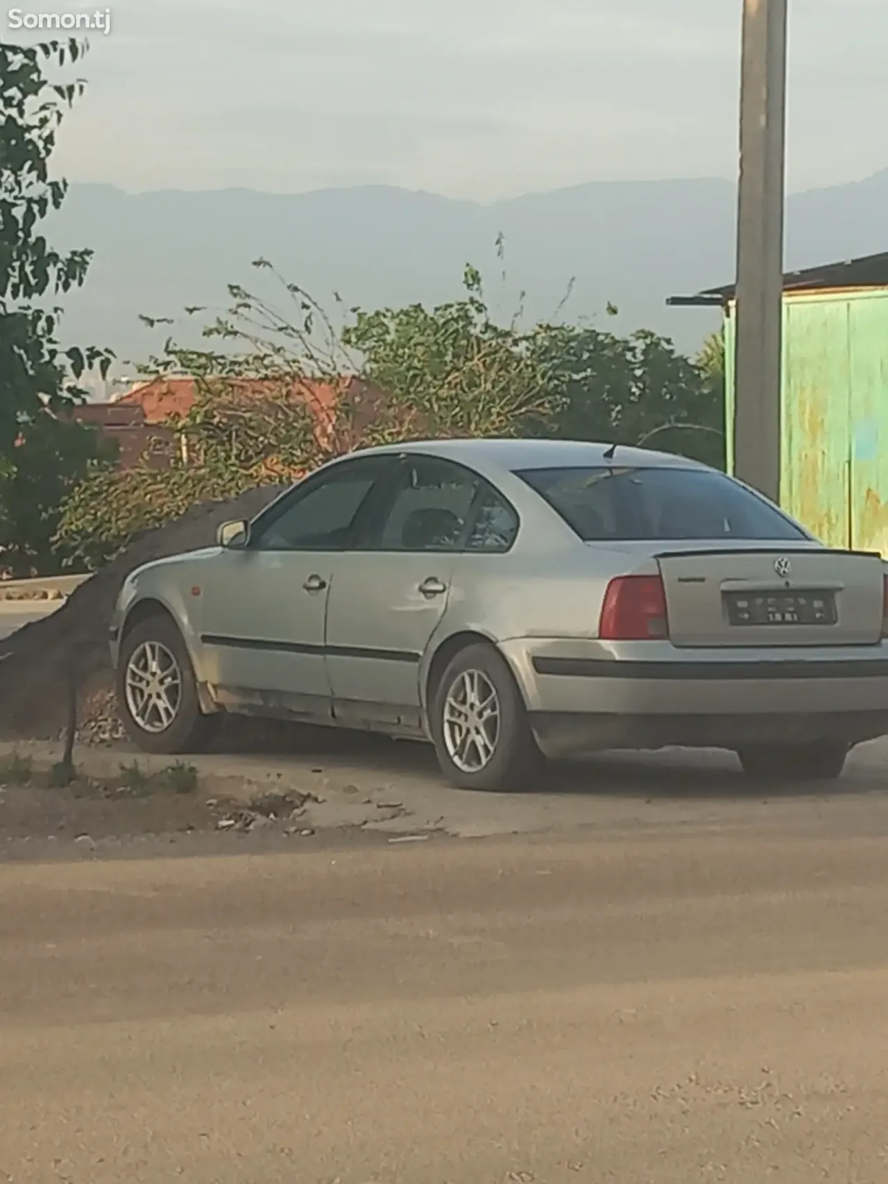 Volkswagen Passat 1997 · 1.8 MT