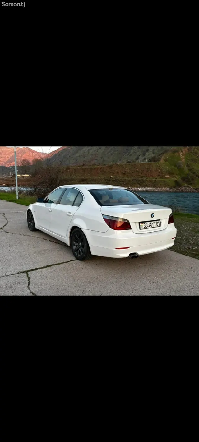 BMW M5 2008 · 2.5 AT