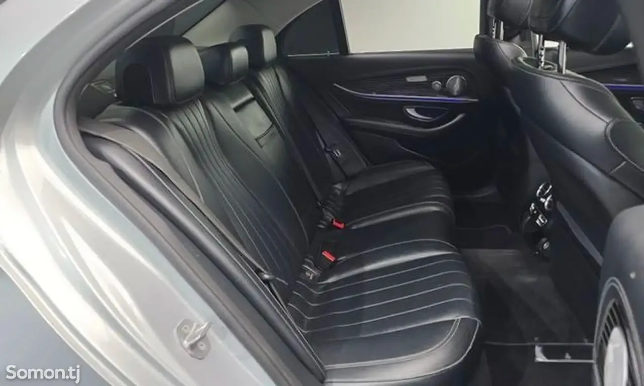 Mercedes-Benz E class 2018 · 3.0 AT