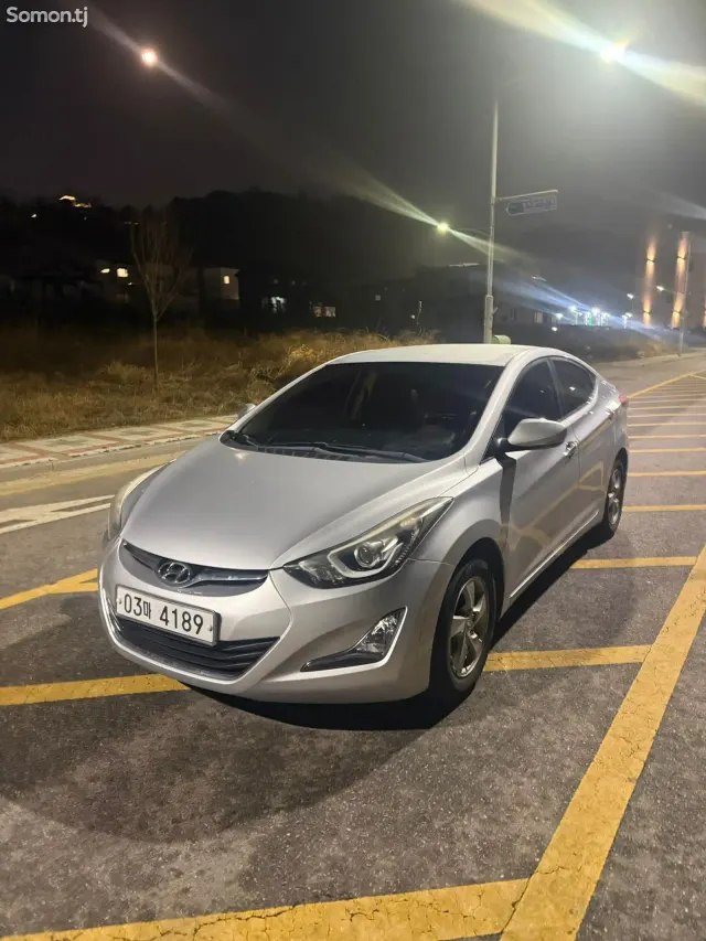 Hyundai Avante 2014 · 1.6 AT