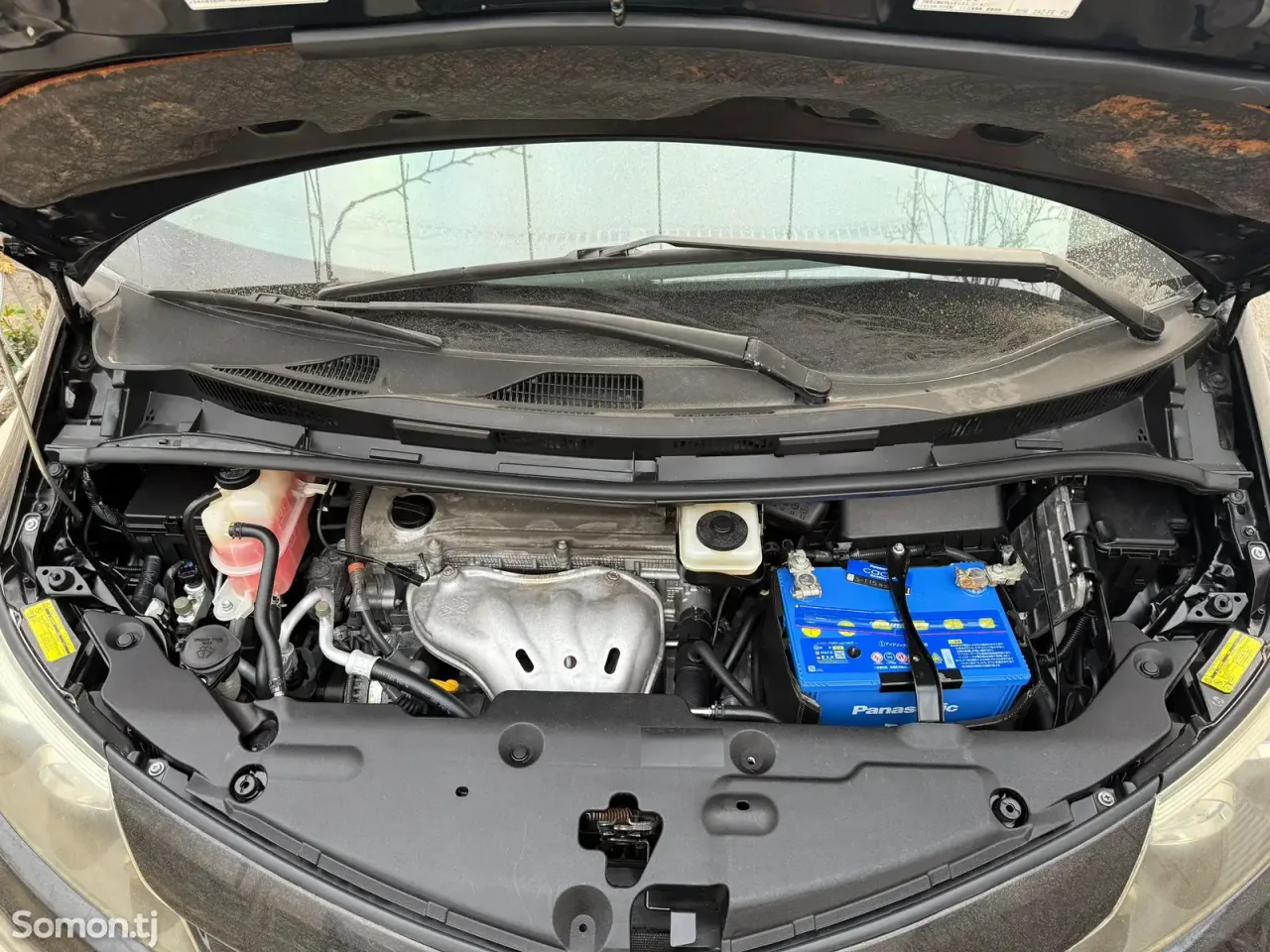Toyota Estima 2014 · 2.4 AT