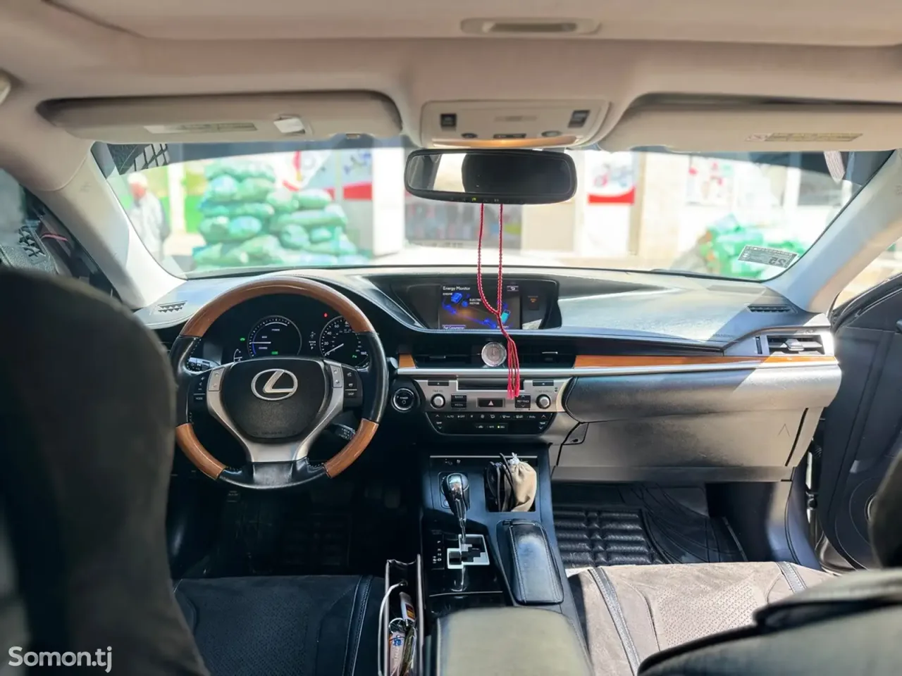Lexus ES series 2015 · 3.0 AT