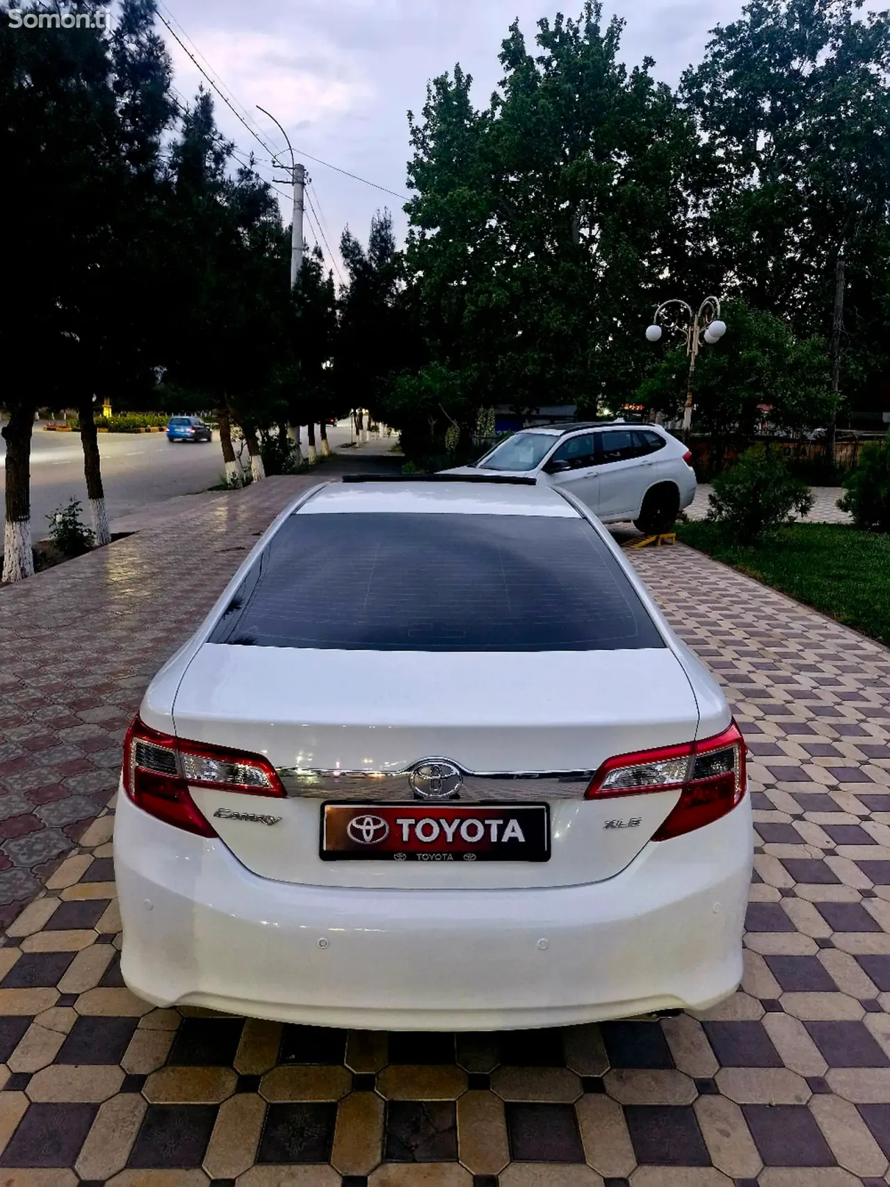 Toyota Camry 2012 · 2.5 AT