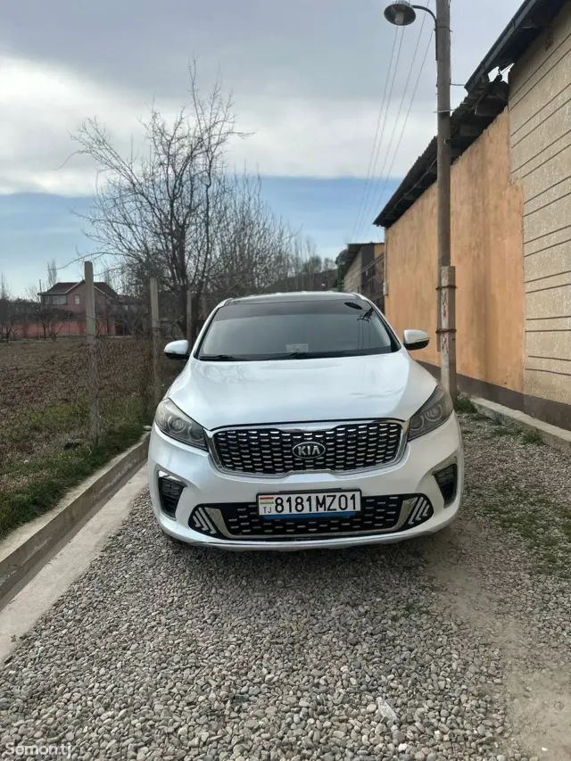 Kia Sorento 2019 · 2.5 AT