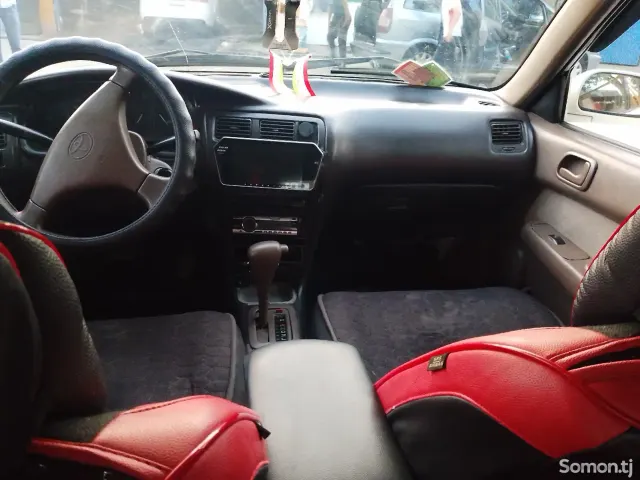 Toyota Corolla 1995 · 1.6 AT