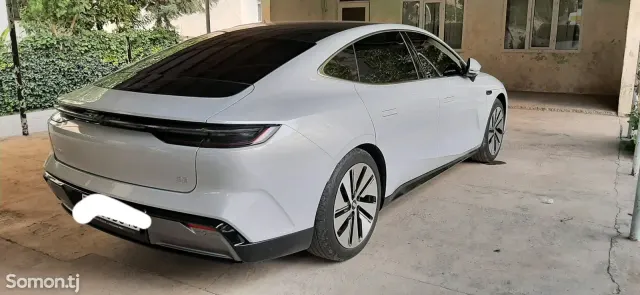 Geely Galaxy E8 2024 · AT
