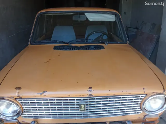 Lada (ВАЗ) 2111 1981 · 1.5 MT