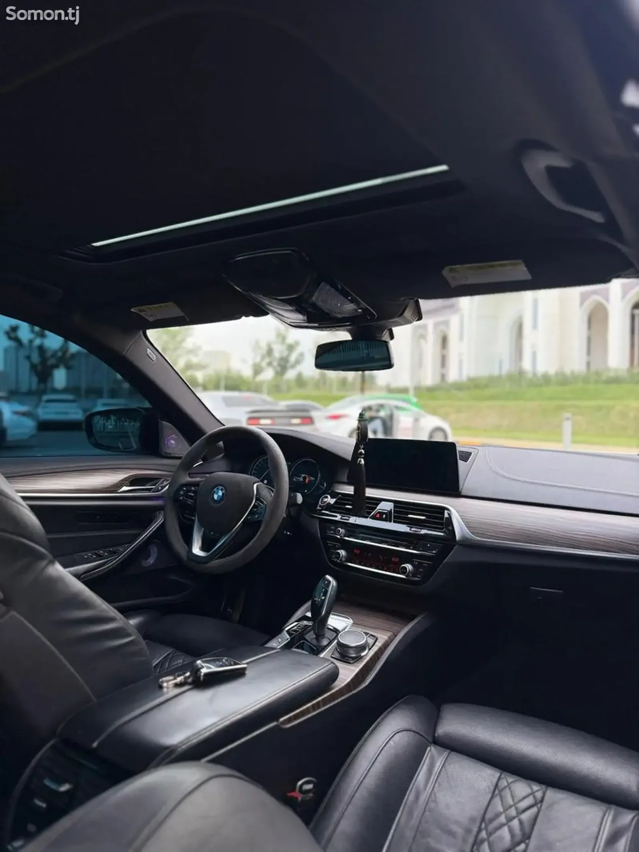 BMW 5 series 2017 · 2.0 AT