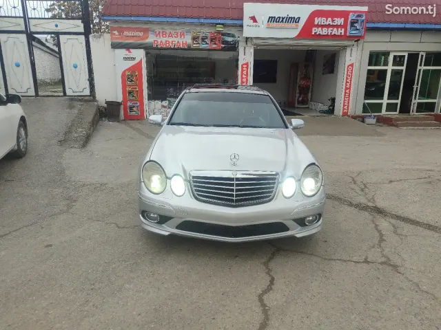 Mercedes-Benz E class 2009 · 3.5 AT