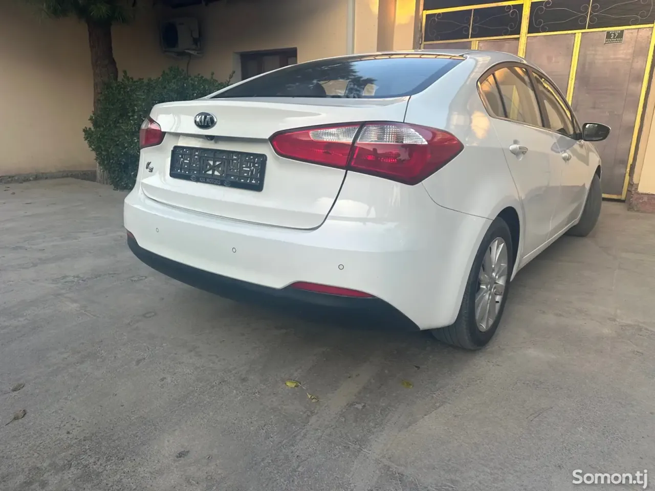 Kia K3 2014 · 1.6 AT