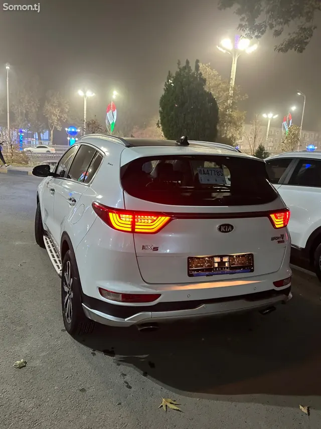 Kia Sportage 2016 · 1.6 AT