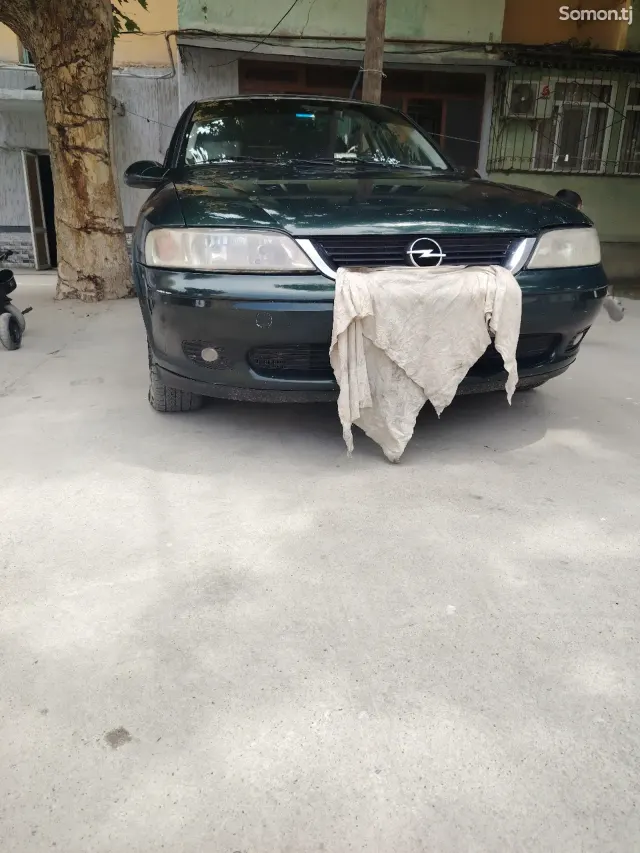 Opel Vectra B 1999 · 1.8 MT