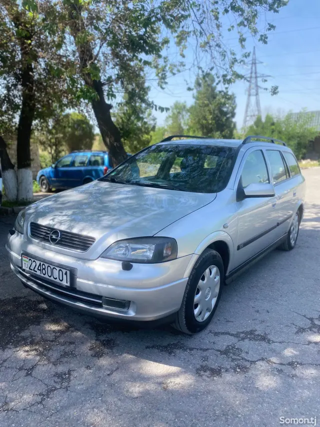 Opel Astra G 2001 · 1.6 MT