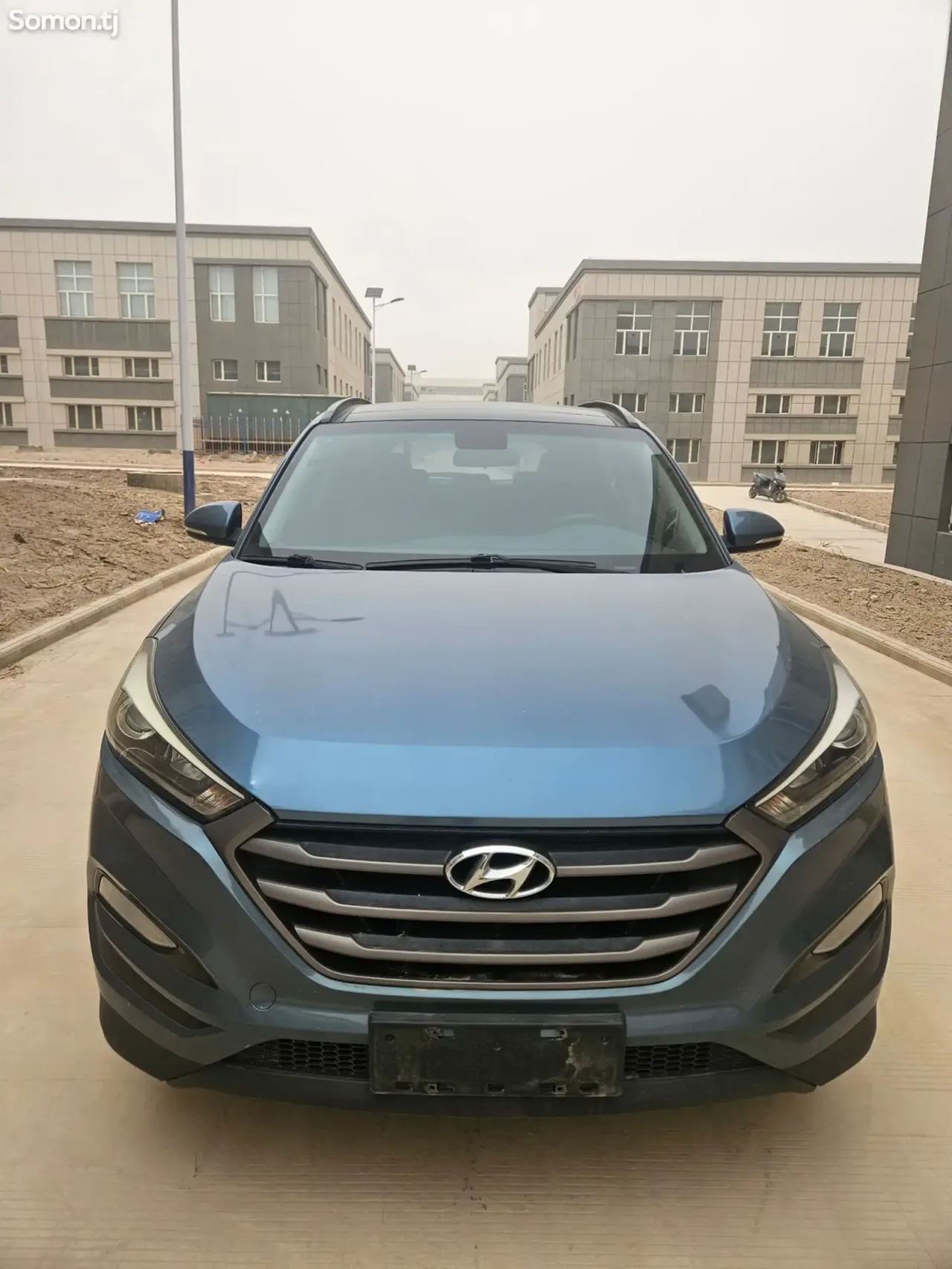 Hyundai Tucson 2015 · 1.6 AT