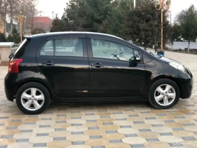 Toyota Vitz 2008 · 1.3 AT
