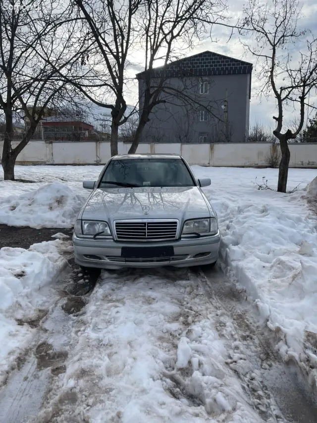 Mercedes-Benz C class 1998 · 2.0 AT