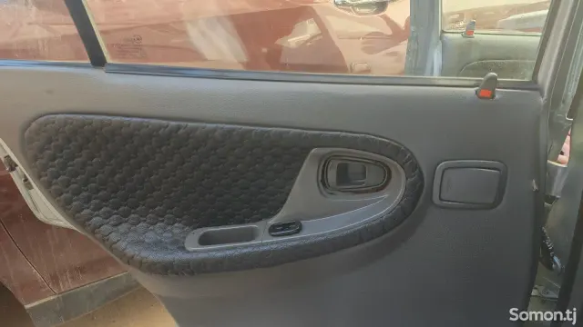 Daewoo Nexia 1996 · 1.6 MT