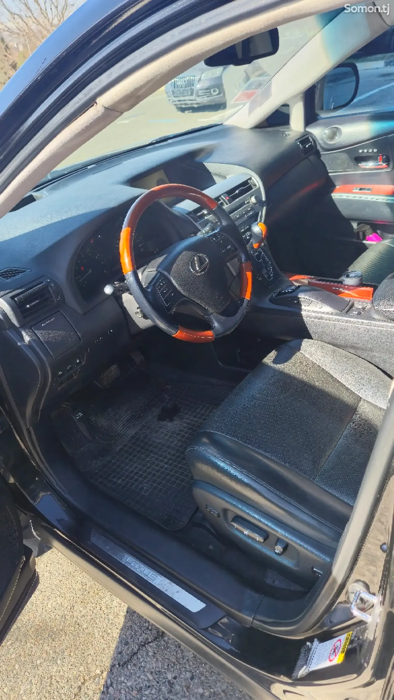 Lexus RX series 2012 · 3.5 AT
