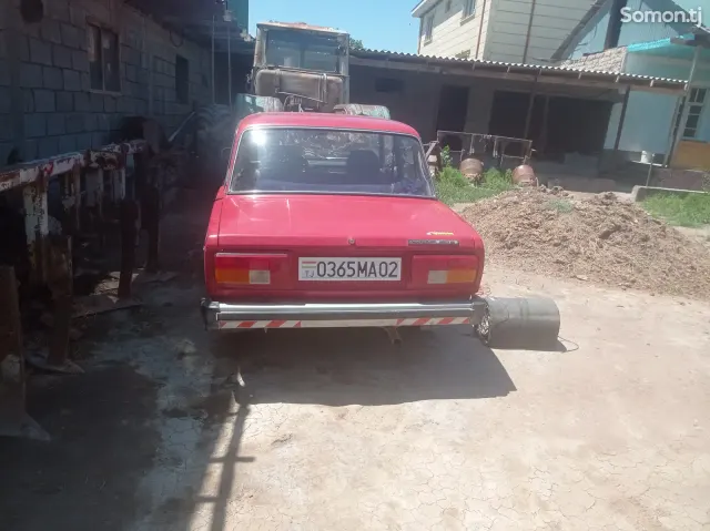 Lada (ВАЗ) 2105 1994 · 1.3 MT