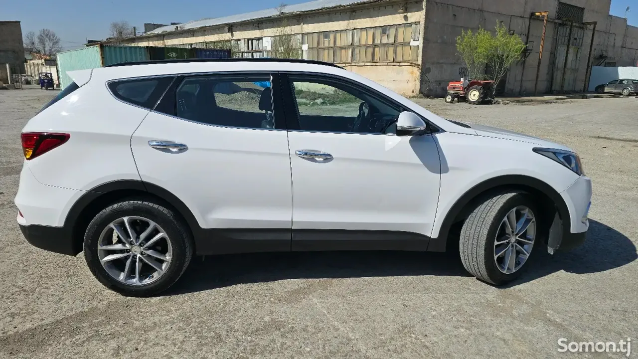 Hyundai Santa Fe 2015 · 2.0 AT