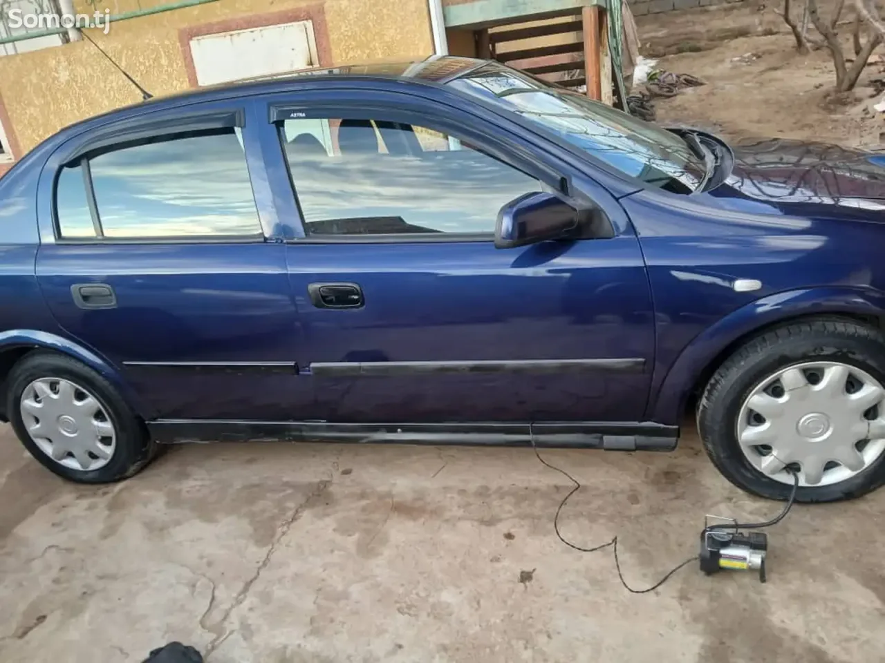 Opel Astra G 1999 · 1.6 MT