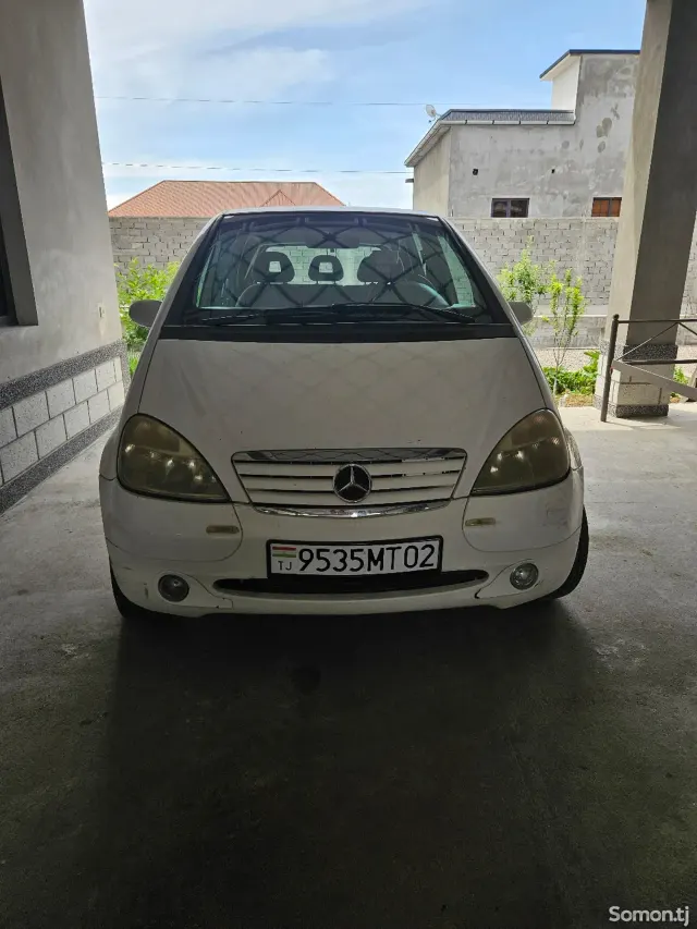 Mercedes-Benz A class 2000 · 1.6 AT