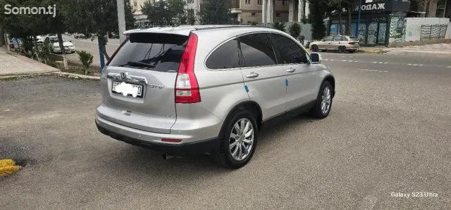 Honda CR-V 2011 · 2.4 AT