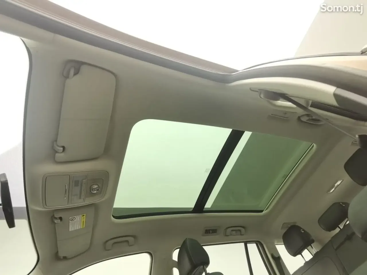 Roewe RX8 2018 · 2.0 AT