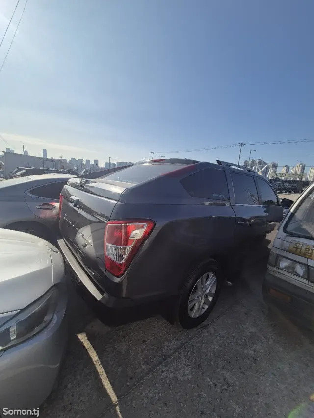 Ssang Yong Rexton 2018 · 2.2 AT